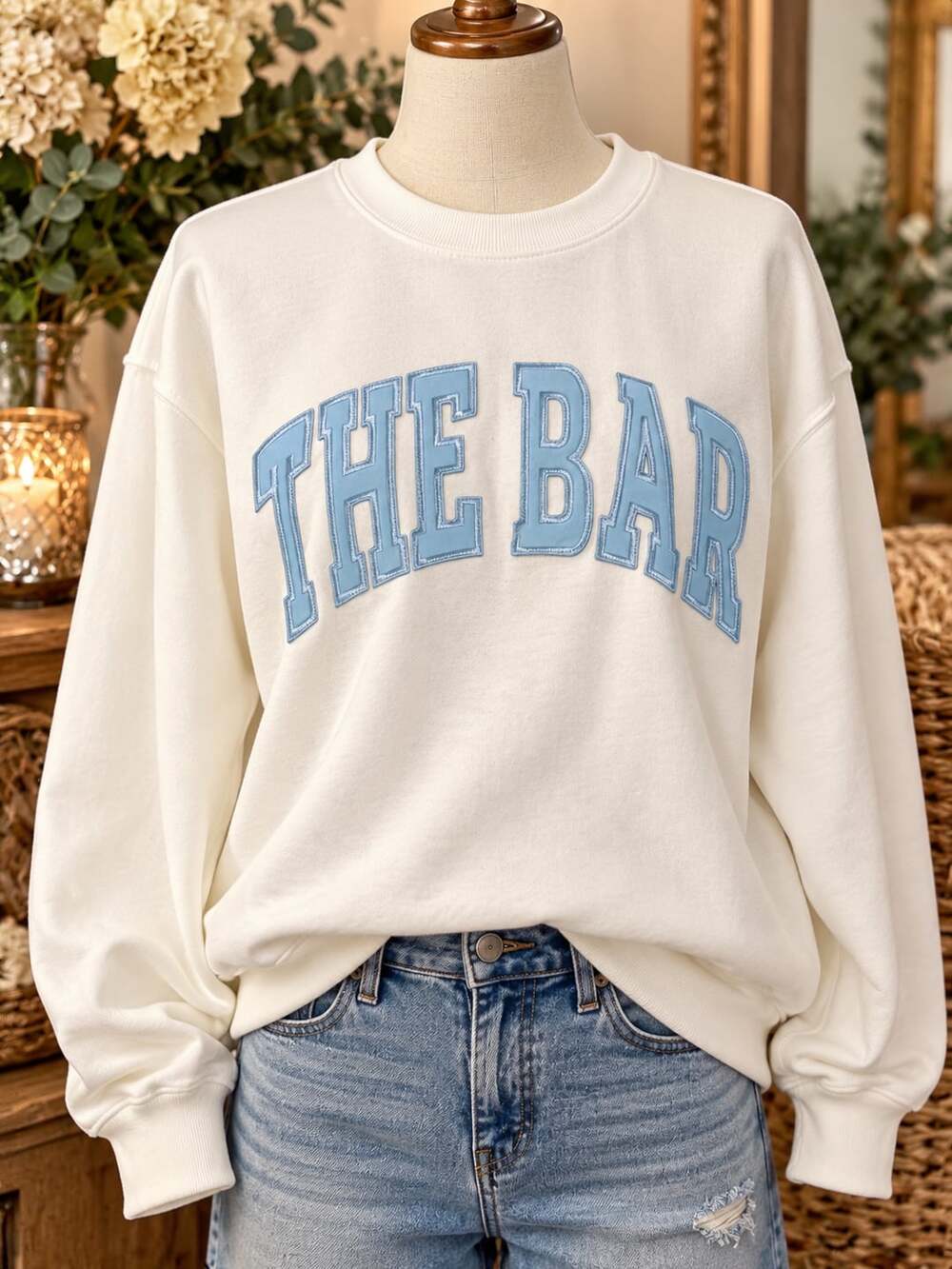 The Bar Varsity Sweatshirt Size XL White Blue Applique Crewneck